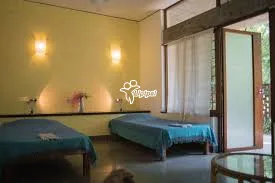 Affordable Guest Rooms in Quiet Residential Colonies