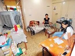 Hygienic PG Stay with Nutritious Meals, Drinking Water, and Daily Clea