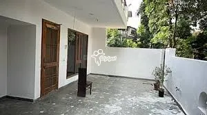 Houses for Rent in Prime Locations with Private Gardens and Parking Sp