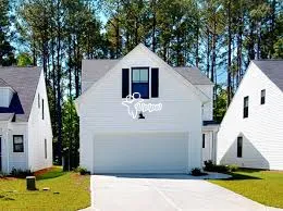 Large Houses for Rent with Separate Servant Quarters and Storage Rooms