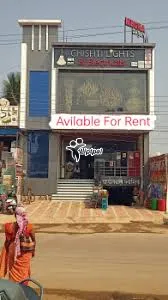 Shops for Rent in Active Business Districts with Constant Foot Traffic