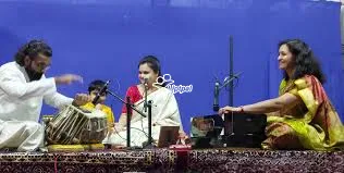 Enhance Your Vocal Skills with Practical Exercises and Guided Lessons