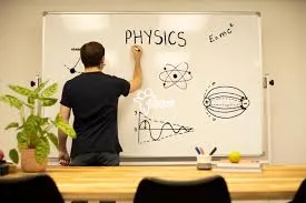 Master Fundamental and Advanced Physics Concepts with Expert Tuition