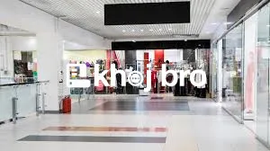 Shared Shops with Well-Planned Interiors and Facilities for Growing St