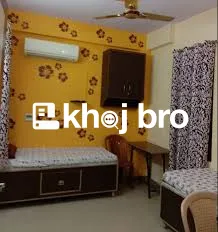 Rooms for Rent with Affordable Pricing, Secure Entry, and Daily Essent