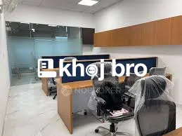 Office space for rent near airport with dedicated reception and parkin